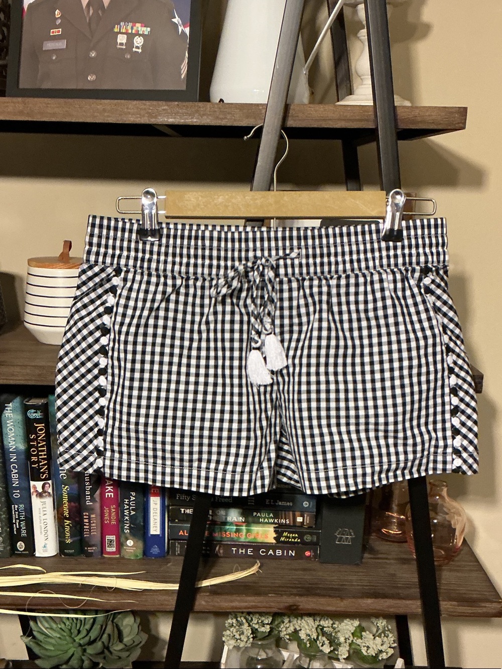 Vineyard Vines Black & White Gingham Drawstring Shorts Size S